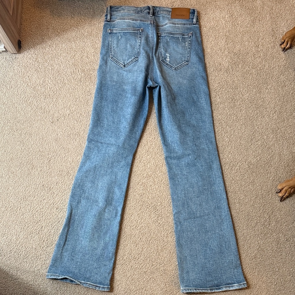 Stylish Light Blue Flare Jeans - Picture 2 of 4